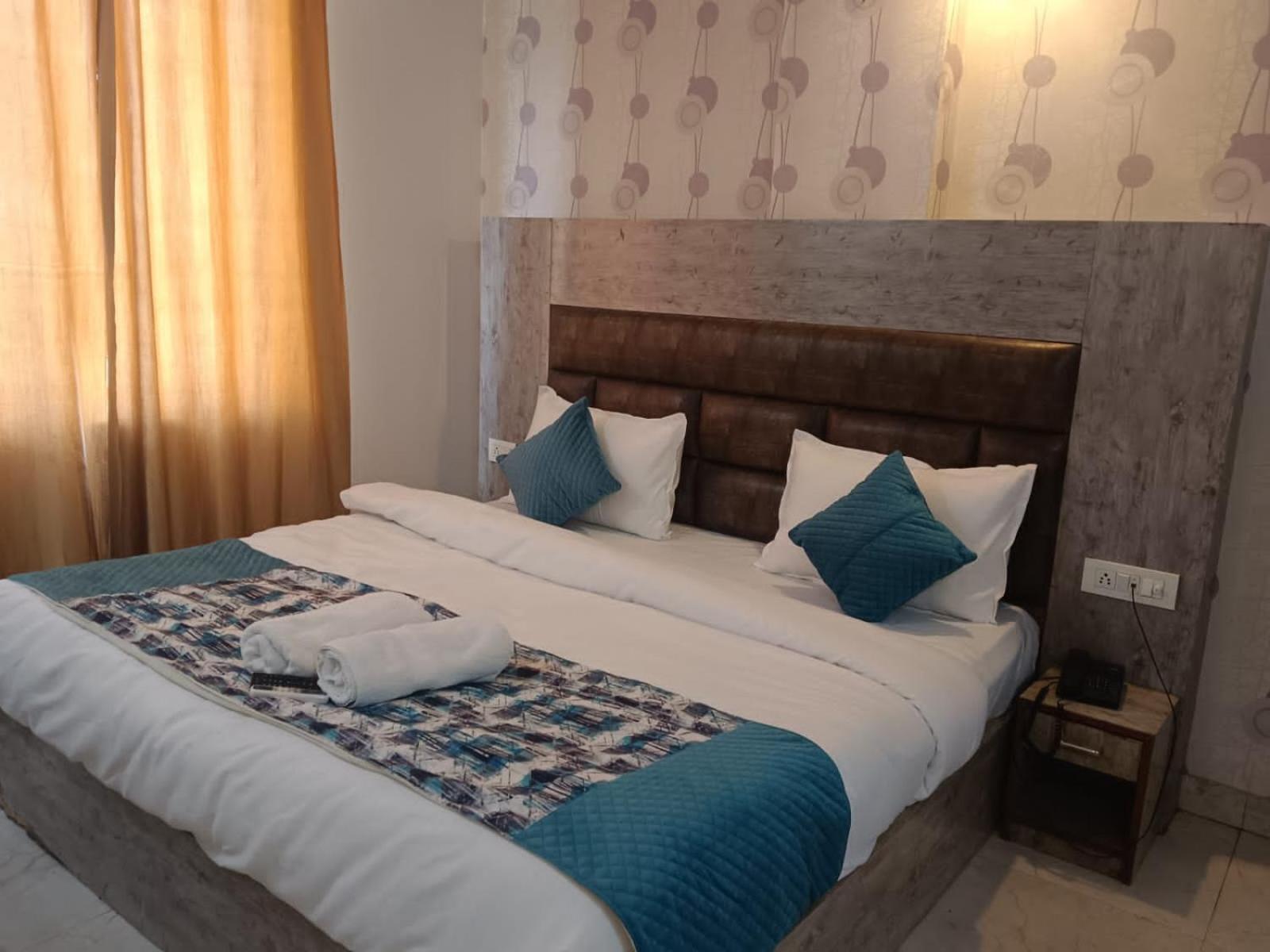 Hotel Vijaydeep Place Near Delhi Airport Ню Делхи Екстериор снимка