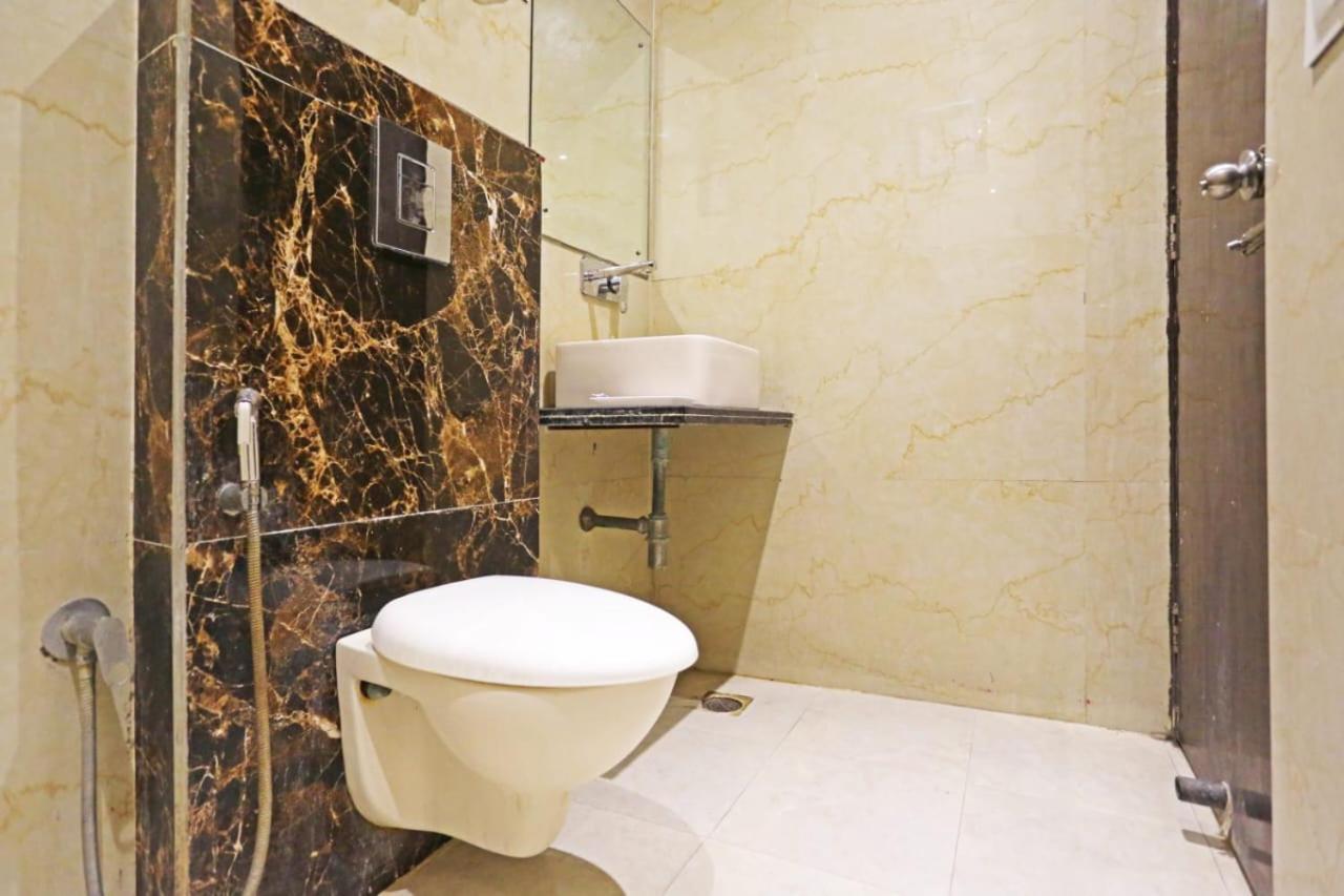Hotel Vijaydeep Place Near Delhi Airport Ню Делхи Екстериор снимка