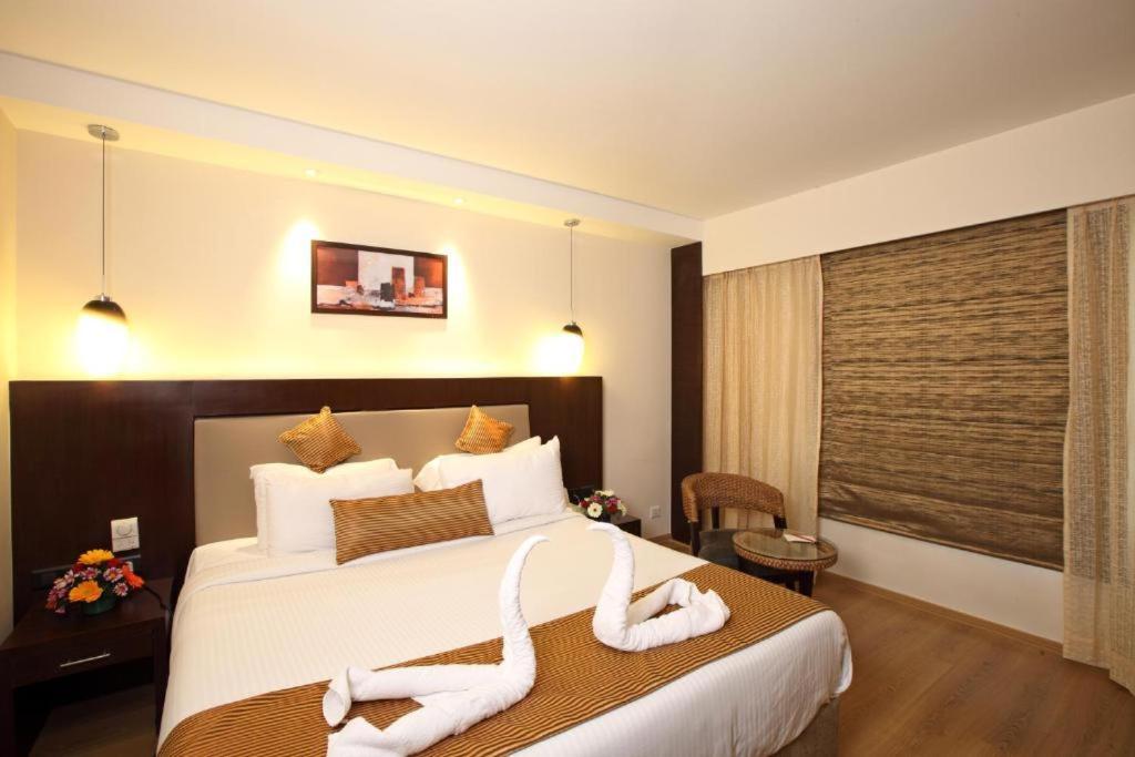 Hotel Vijaydeep Place Near Delhi Airport Ню Делхи Екстериор снимка