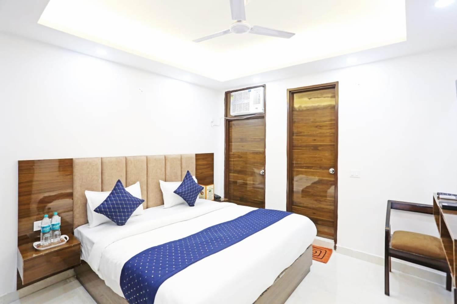 Hotel Vijaydeep Place Near Delhi Airport Ню Делхи Екстериор снимка